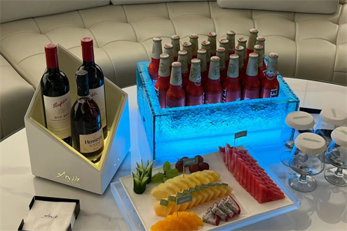 北京房山夜场KTV招聘男孩模特型男可兼职本地招聘/夜场招聘/KTV招聘